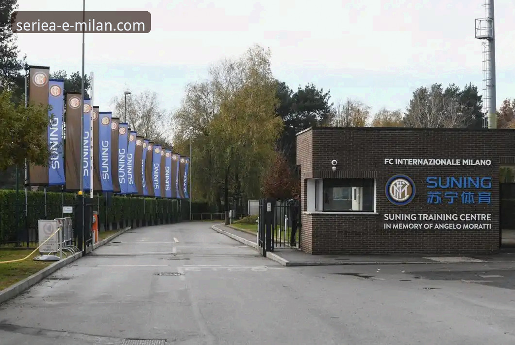 官方App vs 移动网页：深度评测米兰训练基地官方下载体验